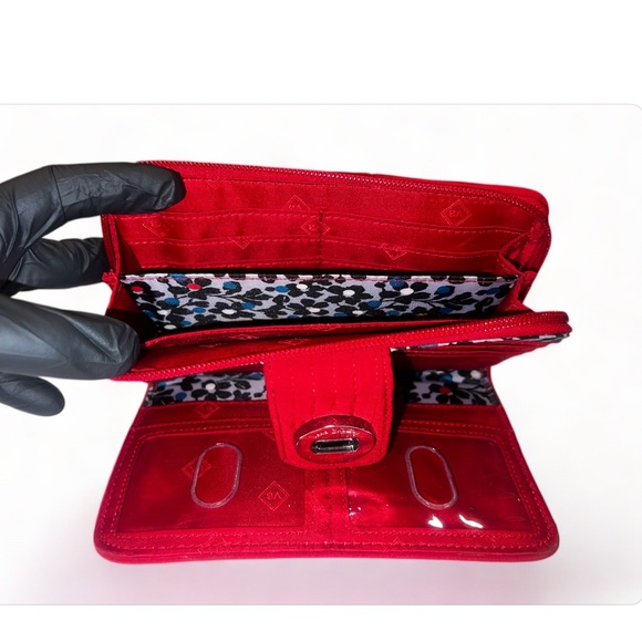 Vera Bradley Turnlock Wallet in Performance Twill Cardinal Red - Picture 4 of 6